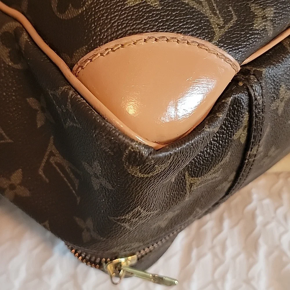 Louis Vuitton AUTHENTIC Sirius travel Bag